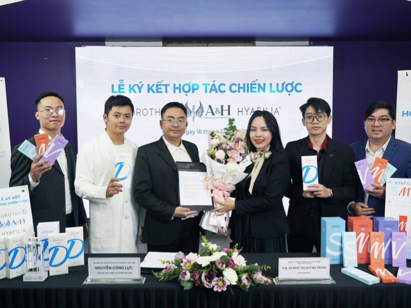 Lễ ký kết hợp tác chiến lược